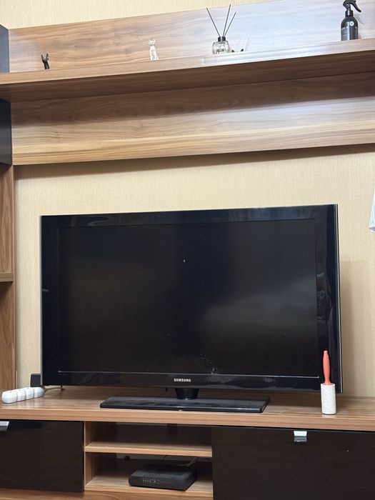 Телевизор samsung