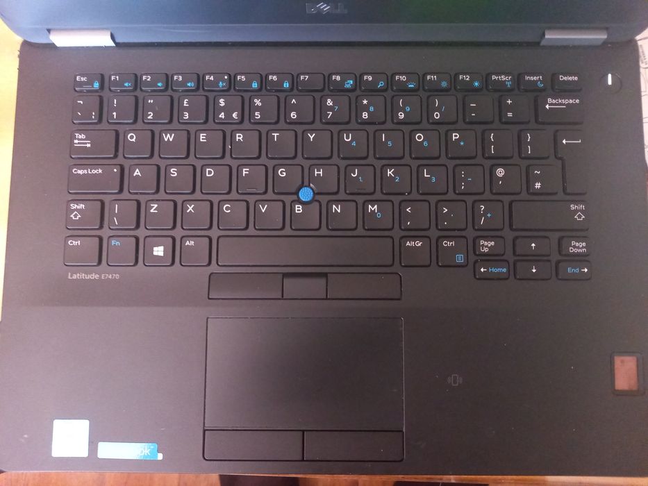 Продавам Лаптоп DELL