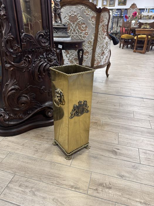 Suport pentru umbrele din alama