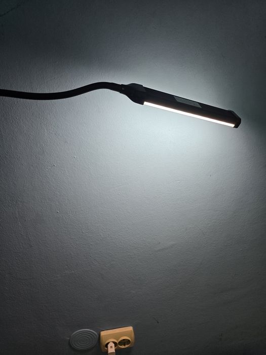 Lampa camera cu 3 lumini