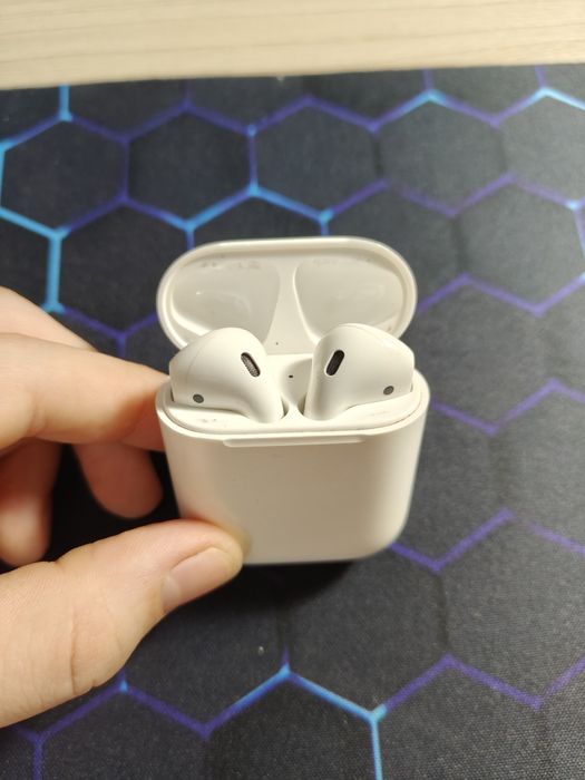 Apple AirPods 1/2 поколение, кейс А1602