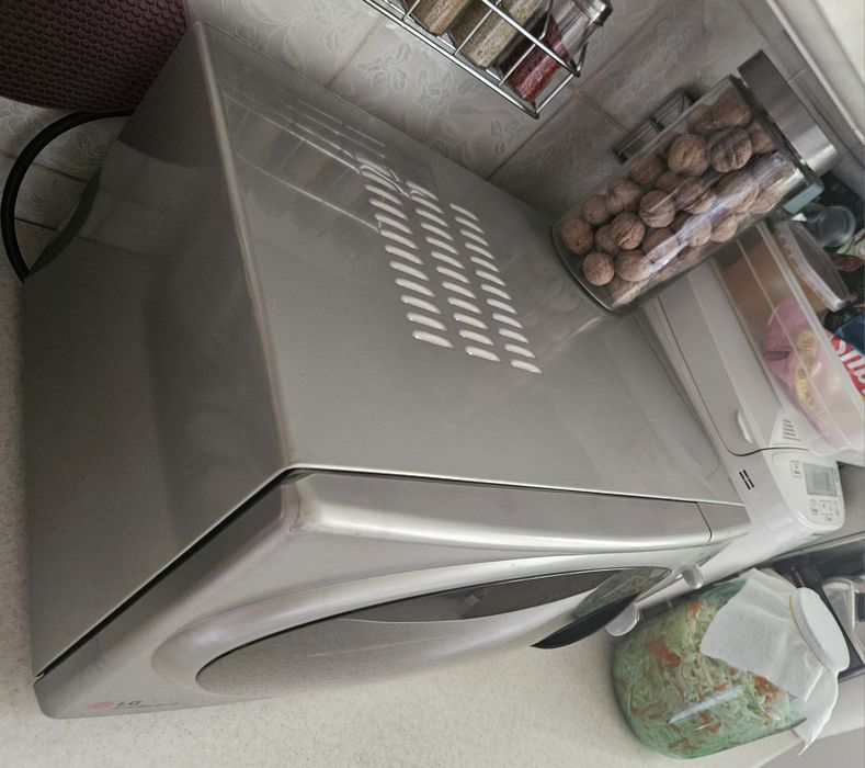 Микроволновка LG бу