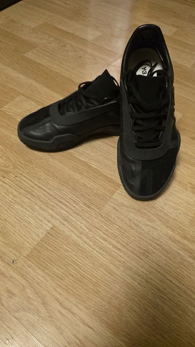 Adidas Y3 - YUNU Triple Black