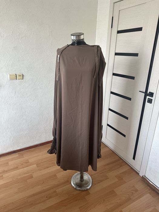 Вечерние платья.