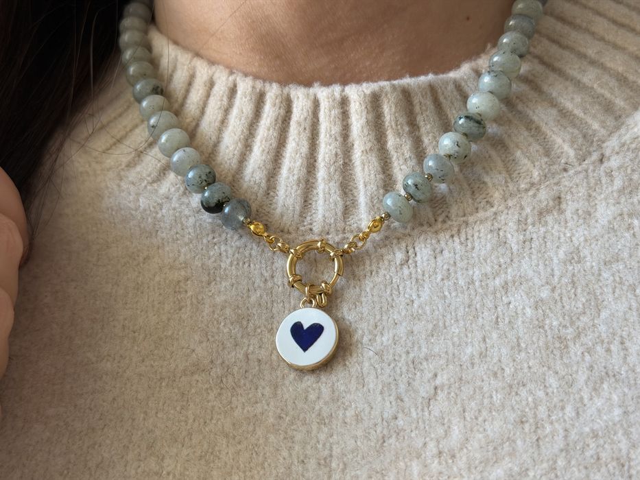 Колие ръчна изработка