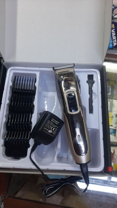 Машинка для стрижки волос