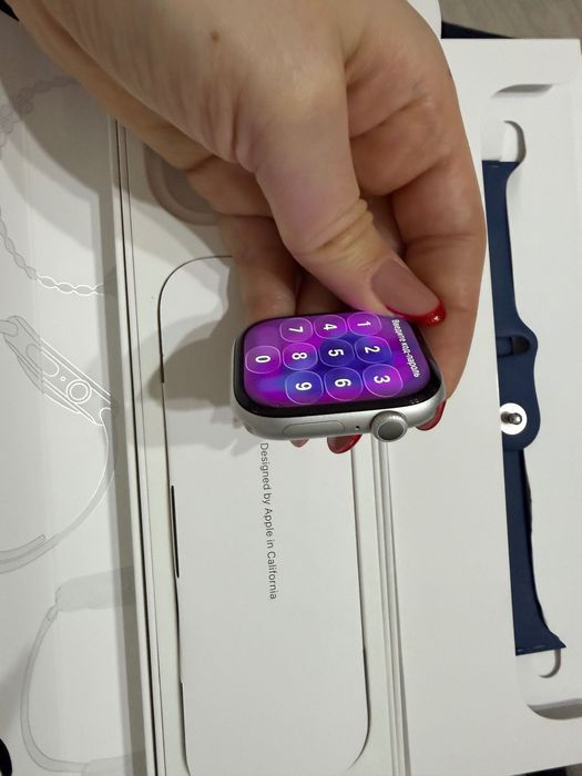 Apple Watch 10 46 mm Silver батарея 99%