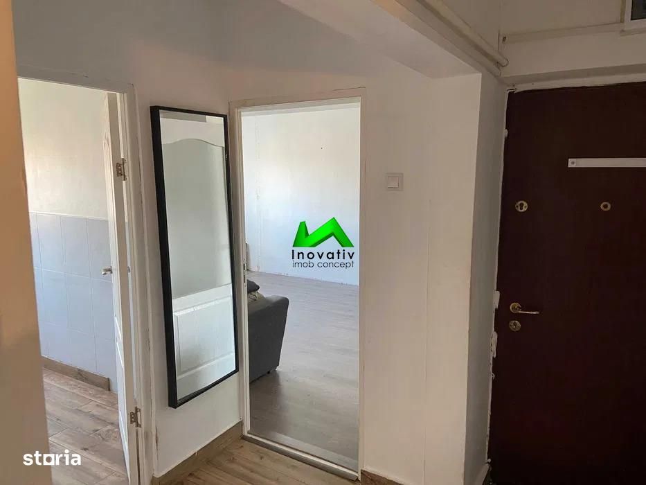 Apartament de vanzare 2 camere decomandat Sibiu Strand — fotografia 3