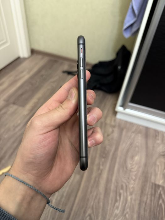Iphone 11 вся в родне оригинал идеал