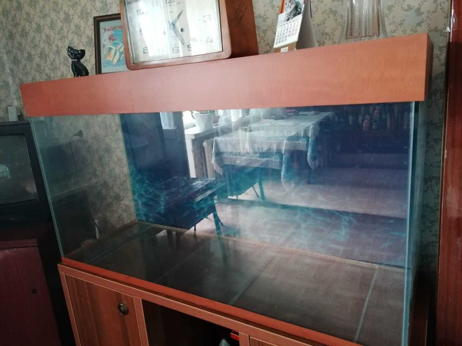 Аквариум с тумбой 300л