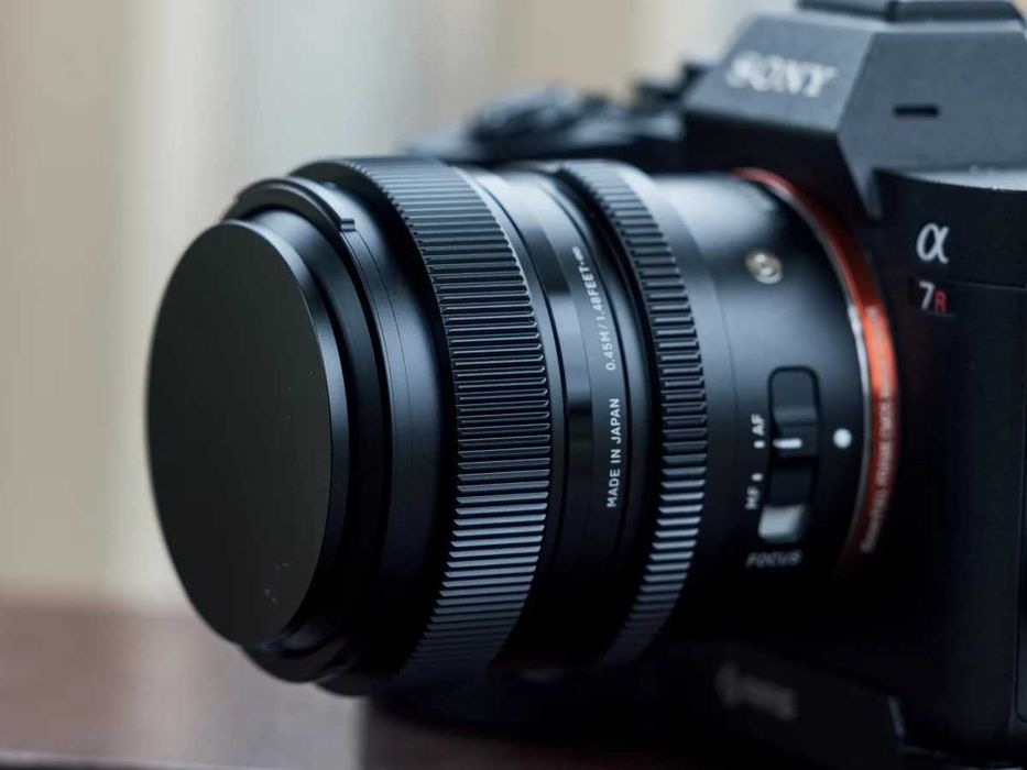 Sigma 50mm f/2 DG DN для Sony