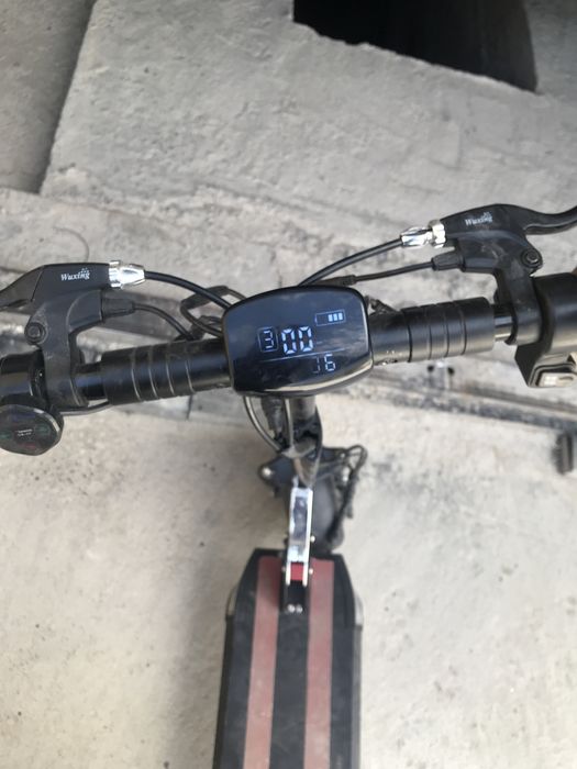 Продается электронный самокат