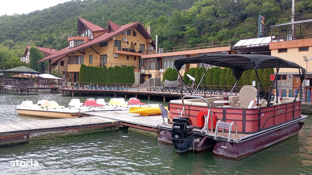 Vânzare complex turistic Dunăre — Cazanele Dunării, 3 pensiuni, 3,5M €