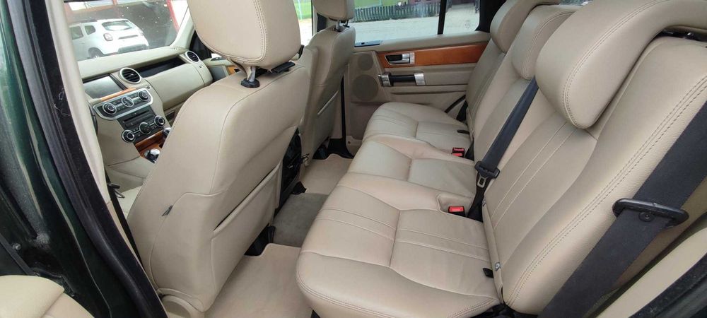 Land Rover Discovery 4 autoutilitara cu 4 locuri Euro 5 schimb cu moto  sau mașină mică
