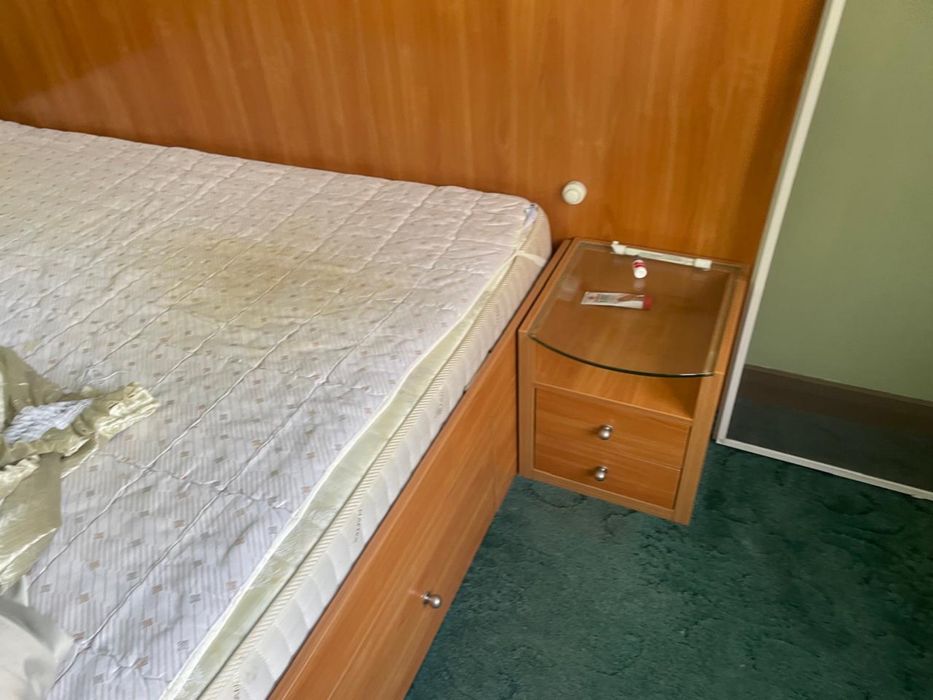 Спальный гарнитур