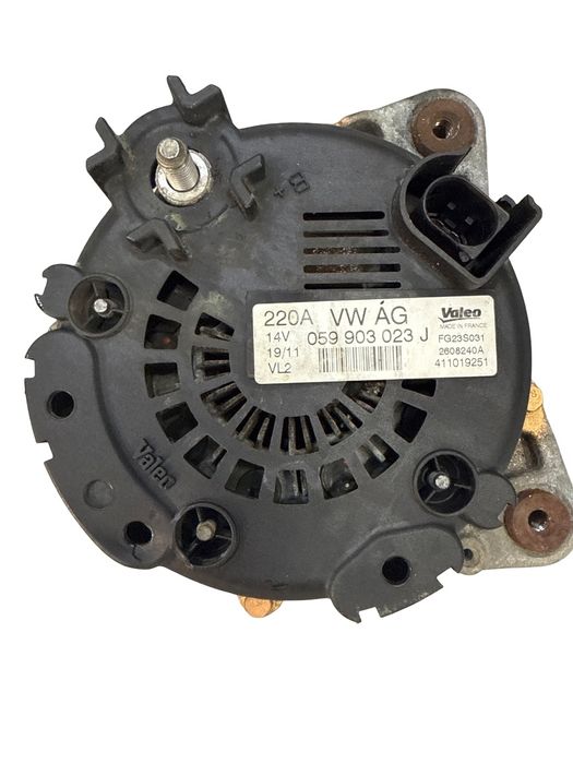 Alternator Volkswagen Touareg 7P5, 7P6 2010 - 2018 3.0 059903023J