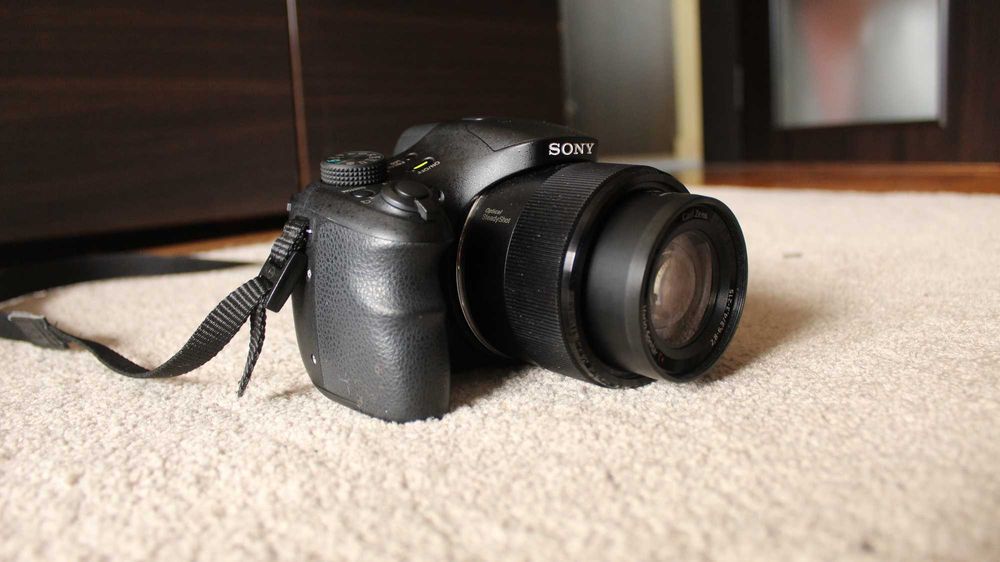 Фотоапарат Sony Cybershot DSC-HX300