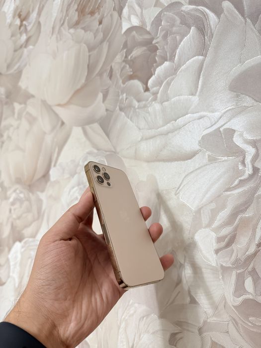iPhone 12 Pro 128Gb - В отличном состоянии