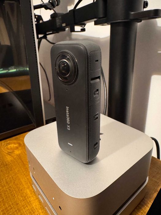 Insta 360 X3 + Accesorii
