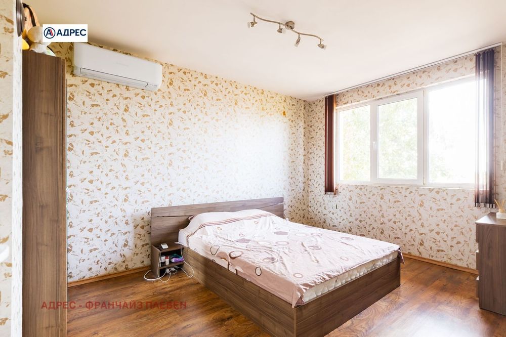 Дава се под наем Къща в с. Брестовец, Област Плевен - 206 кв.м за 665 € - Снимка #8