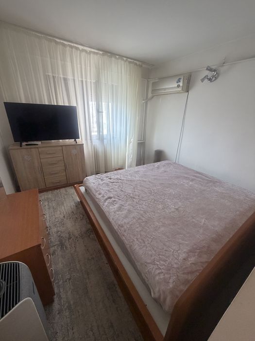 Apartament 3 camere cartier 9 Mai