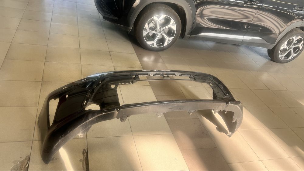 Продам бампер Toyota Camry 55 оригинал европеец