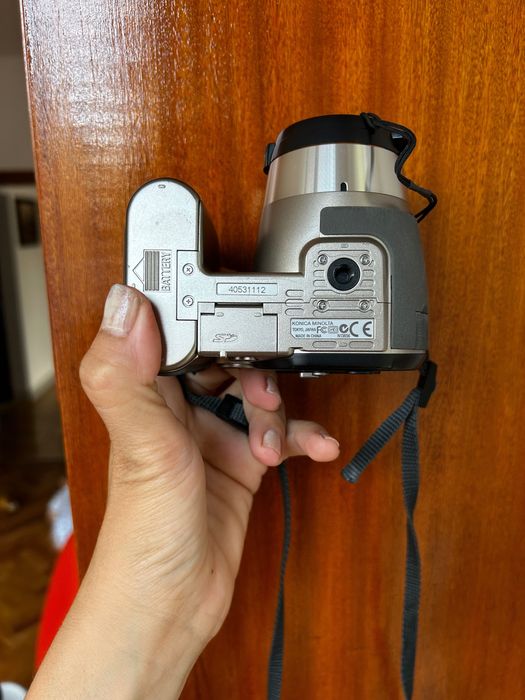 Дигитален фотоапарат Konica Minolta DiMAGE Z6 (дефект) – за части