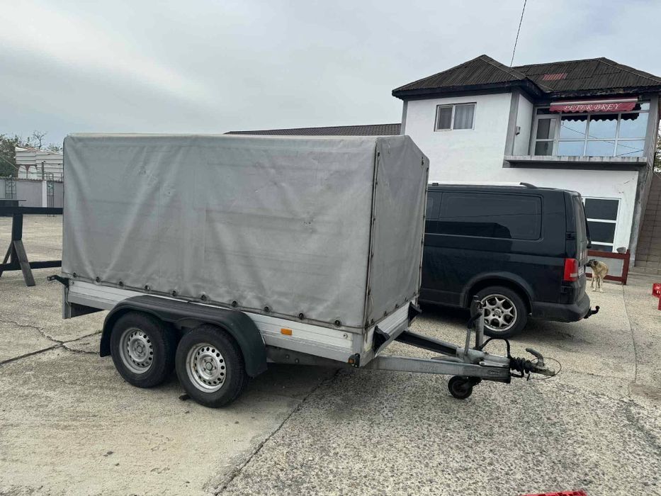 Remorca 2tone    Saris