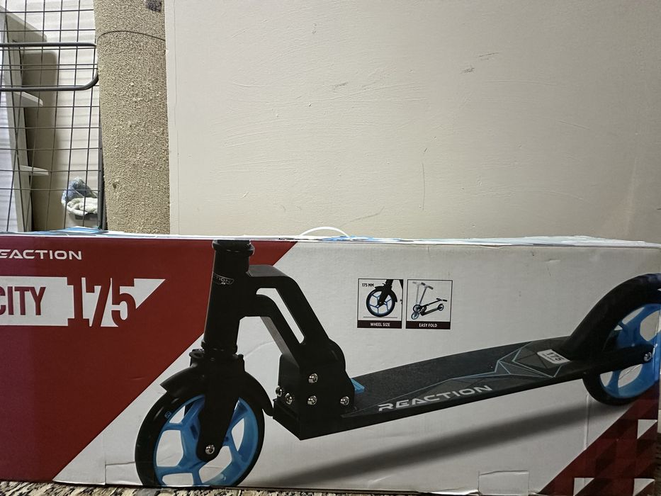 Продам самакат за 9000 тенге