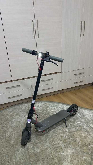 Электросамокат Xiaomi m365