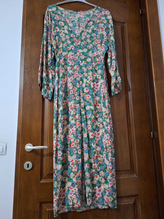 Rochie noua, Zara
