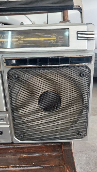 Sharp  GF  8585  Много добро състояние.