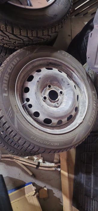 165/65R14 Зимни гуми 6мм + джанти 4x100