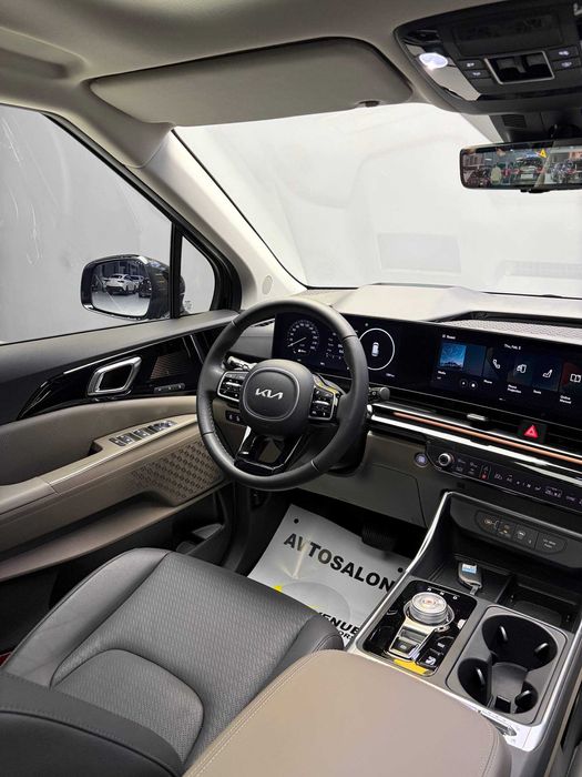 Продается KIA Carnival обновленный