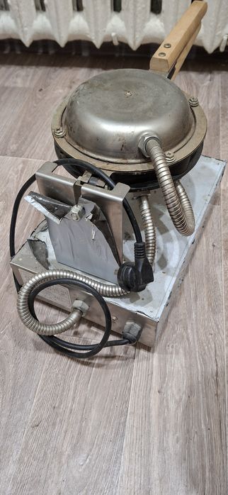 Продам вафельница