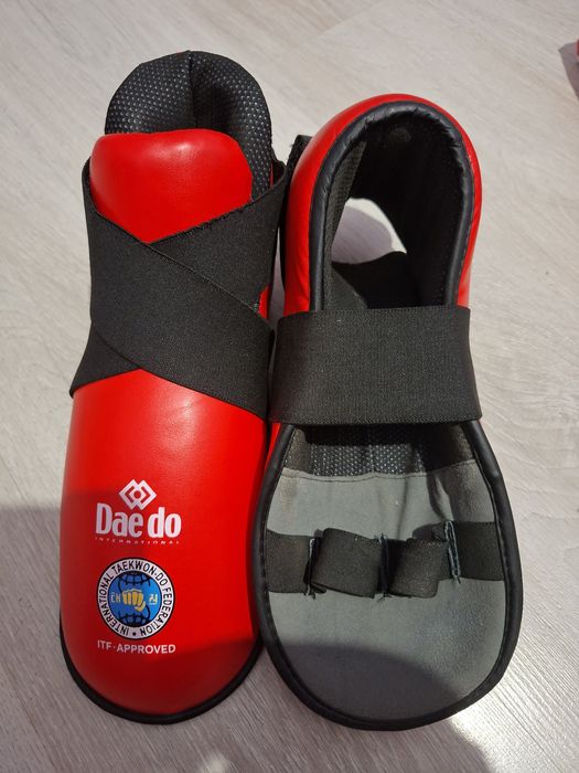 ВНИМАНИЕ!! СУПЕР ЦЕНА Протектори за крака Таеклон-до ITF