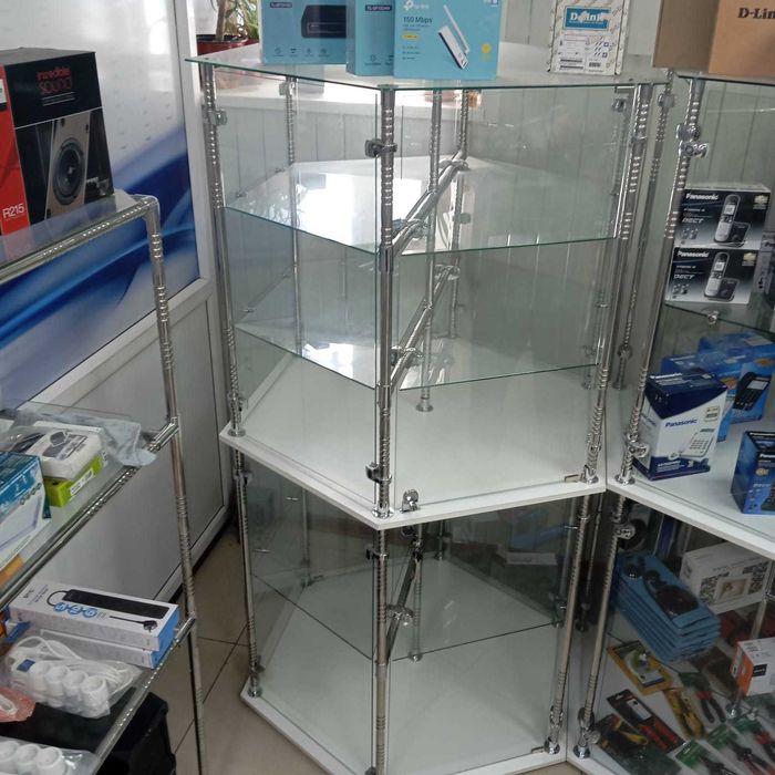 Продам торговую витрину
