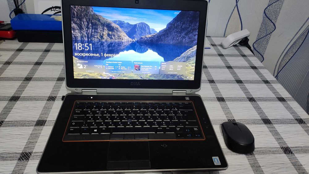 Ноутбук Dell E6240