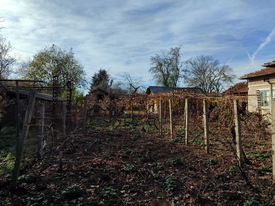 Продава се Къща в с. Дъбовик, Област Добрич - 100 кв.м за 164 €/кв.м - Снимка #13