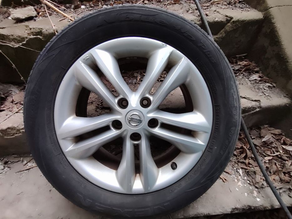 Гуми с джанти за Нисан
