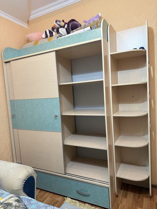 Продам детскую мебель