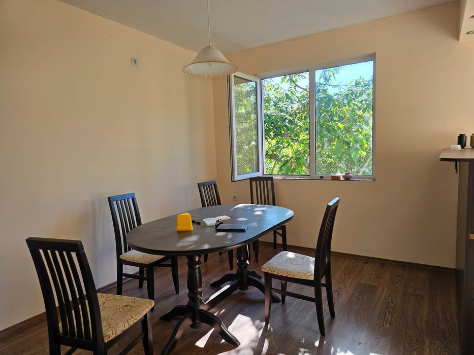 Имот за производство или складова база 2 имота в с. Церова кория