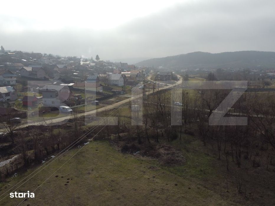 Teren de vanzare, 3470 mp, zona Ocnita