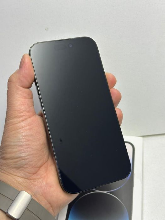 Продам Айфон 14 Про 256г