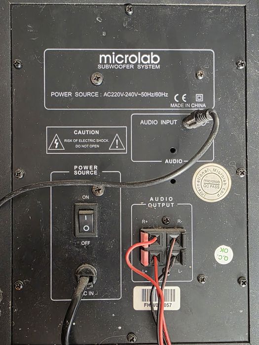 Сабвуфер Microlab M-600 с колонками