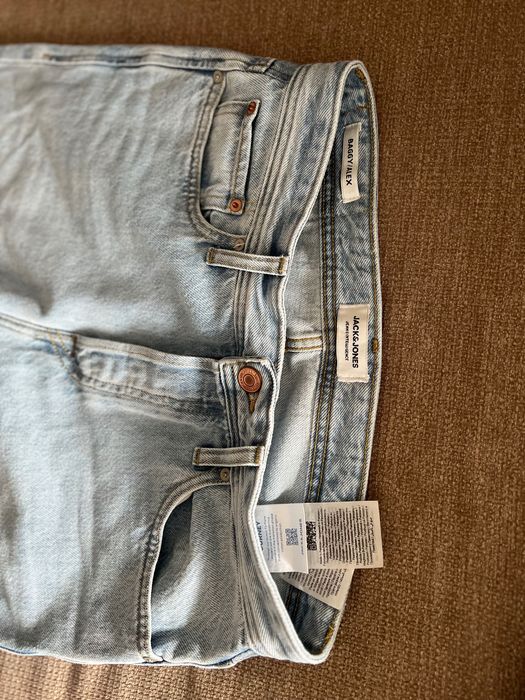 Blugi barbati Jack and Jones largi