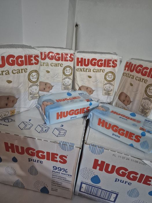 Set 4 Servetele umede + 4 scutece