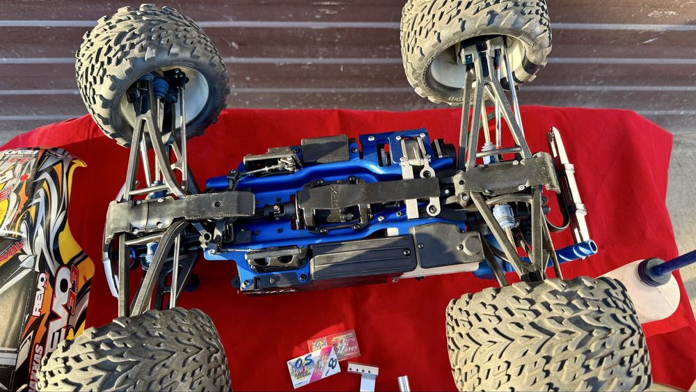 Automodel Traxxas Revo 3.3 Picco upgrade
