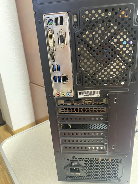 Vând pc intr-o stare foarte buna