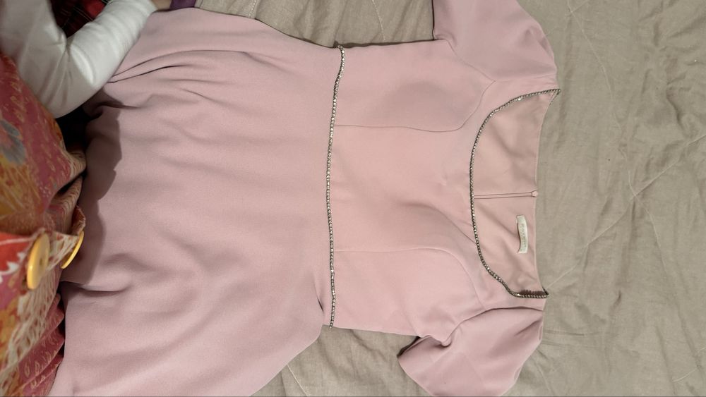 Платья оба почти новые